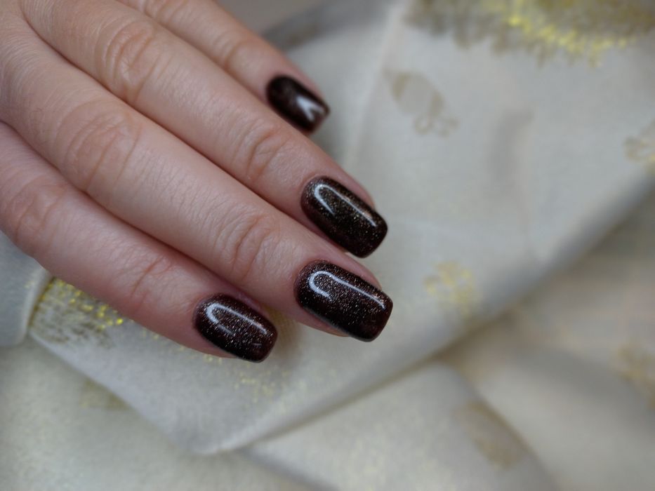 Manicure hybrydowy 75 zł