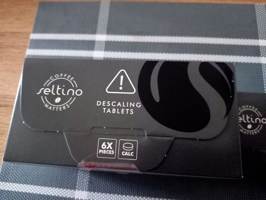 Tabletki odkamieniające i czyszczące Seltino do ekspresów