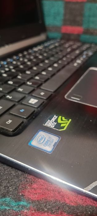 Acer Aspire 7 | i7-7700HQ | 16GB ram ddr4GTX 1050 | SSD NVMe 256GB + H