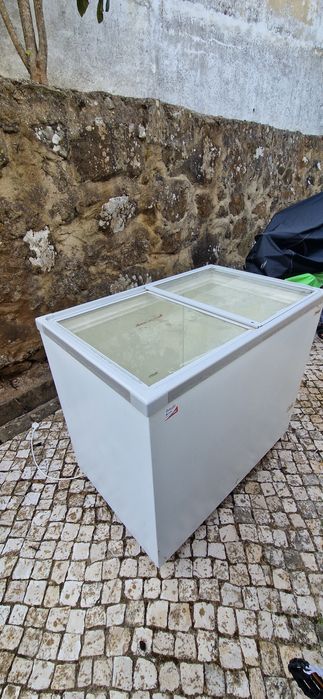 Arca Fricon 250L