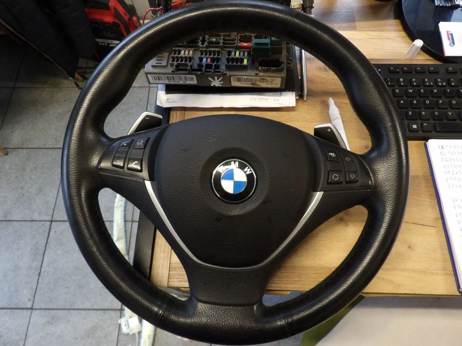 BMW - E70,X5 - KIEROWNICA MULTIFUNKCYJNA - ŁOPATKI - AIRBAG - IDEALNA - 6795255