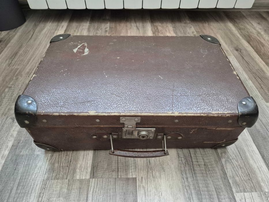 stara retro vintage walizka PRL 45x28x14