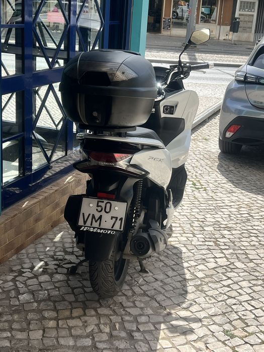 Vendo ou troco pcx