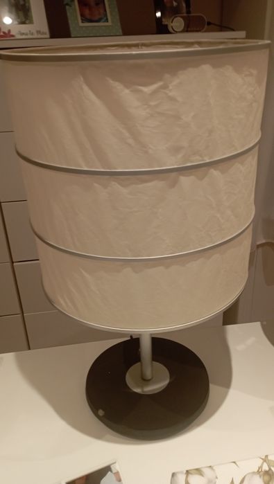 Par de ccandeeiros de mesa ,com regulador de luz