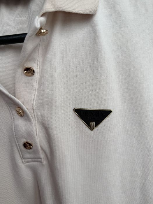 Стильне платья Прада