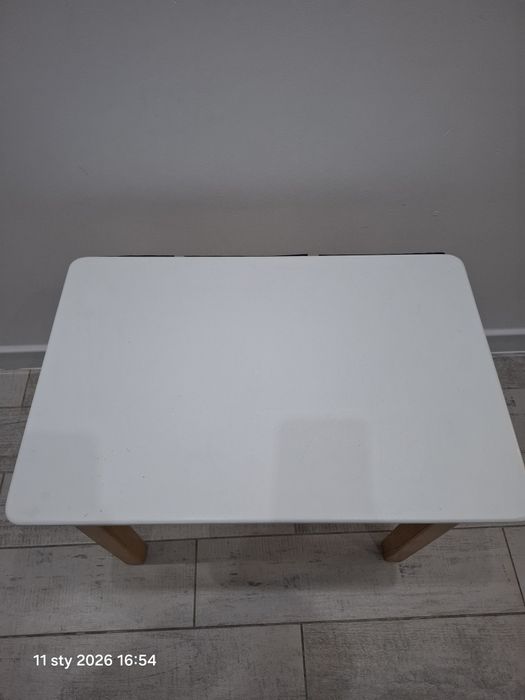 Kpl stolik + 2 krzesełka