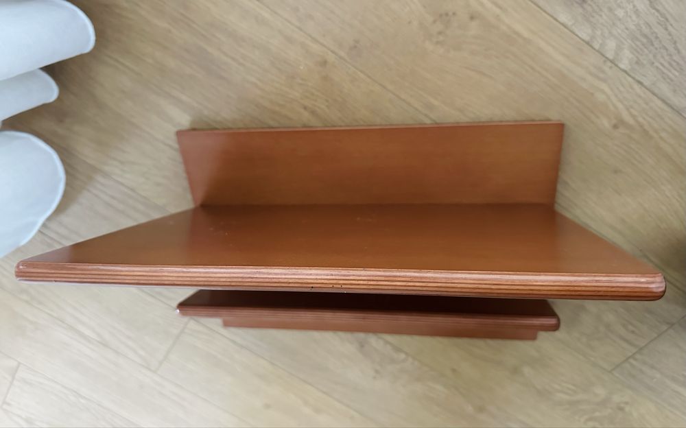 Porta livros / revistas / jornais / catálogos / álbuns de fotografias