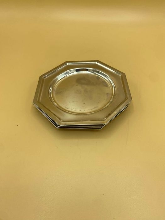Cup Bases446160337561210881
