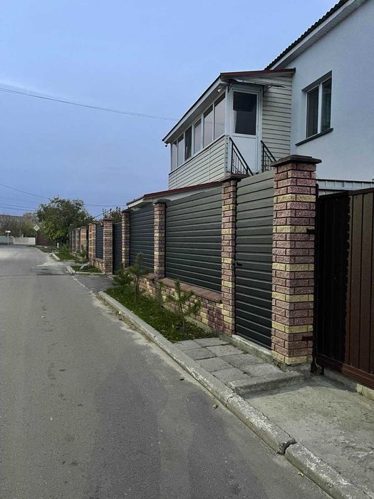 Сдам 1 к.кв.для девушки или пары с. Крюковщина, частный сектор