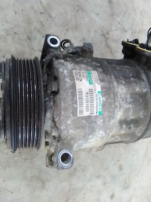 Compressor AC VOLVO V50 (MW)