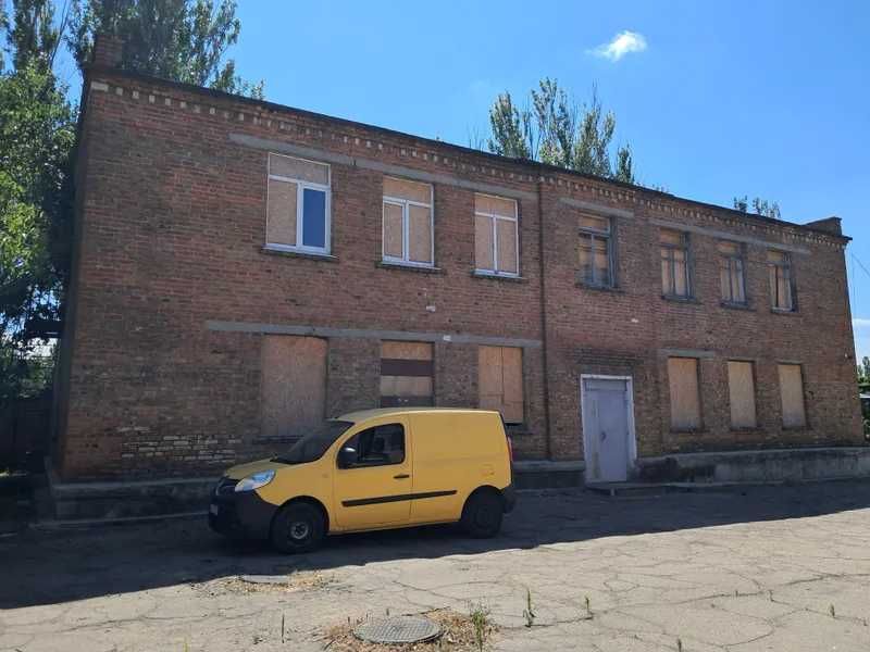 Комплекс будівель, 2353,1 кв. м, вул. Дмитра Донцова (Тельмана), 1