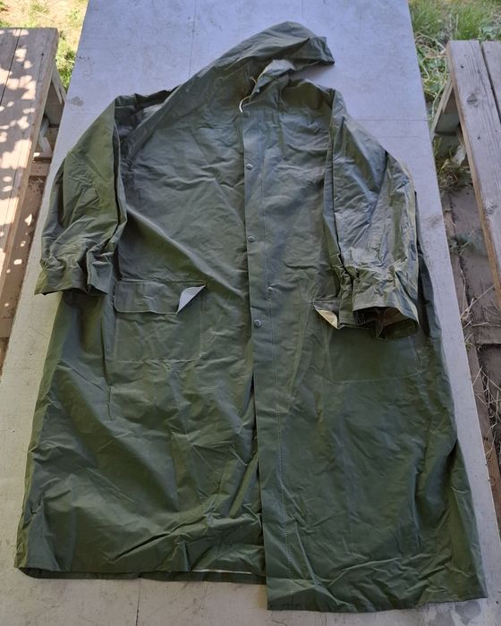 Продам плащ від дощу