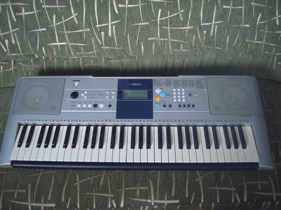 Синтезатор Yamaha