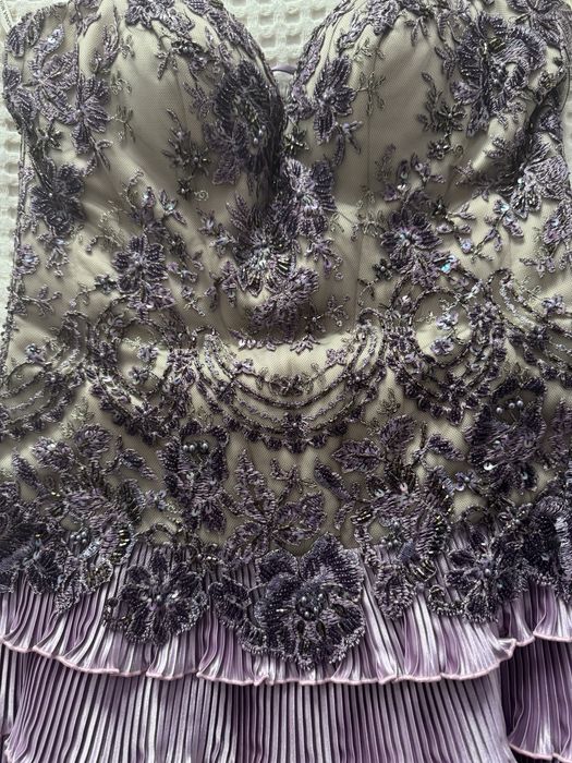 Випускна сукня від Оксани Мухи