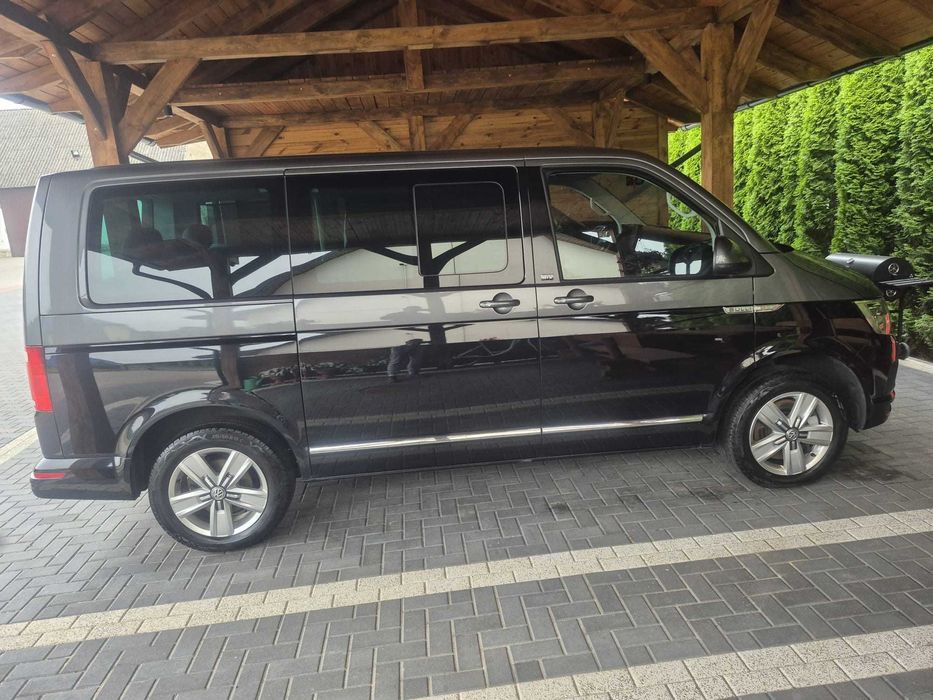 Samochód  Volkswagen Multivan Rok 2018