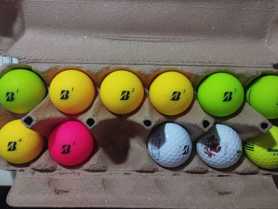 Bolas de golfe usadas, multimarcas