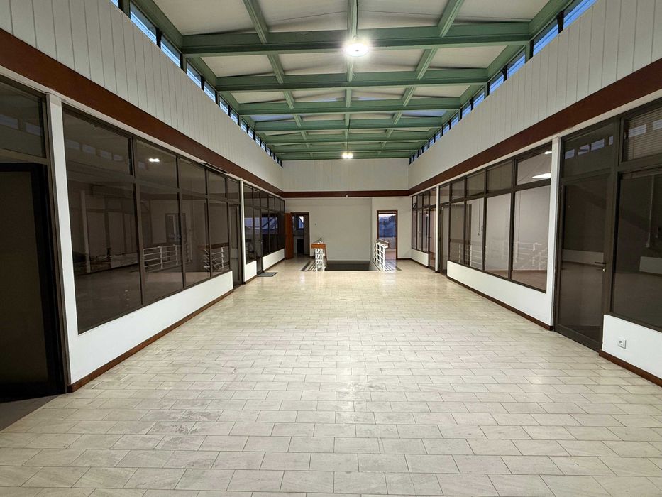 Escritório para arrendar