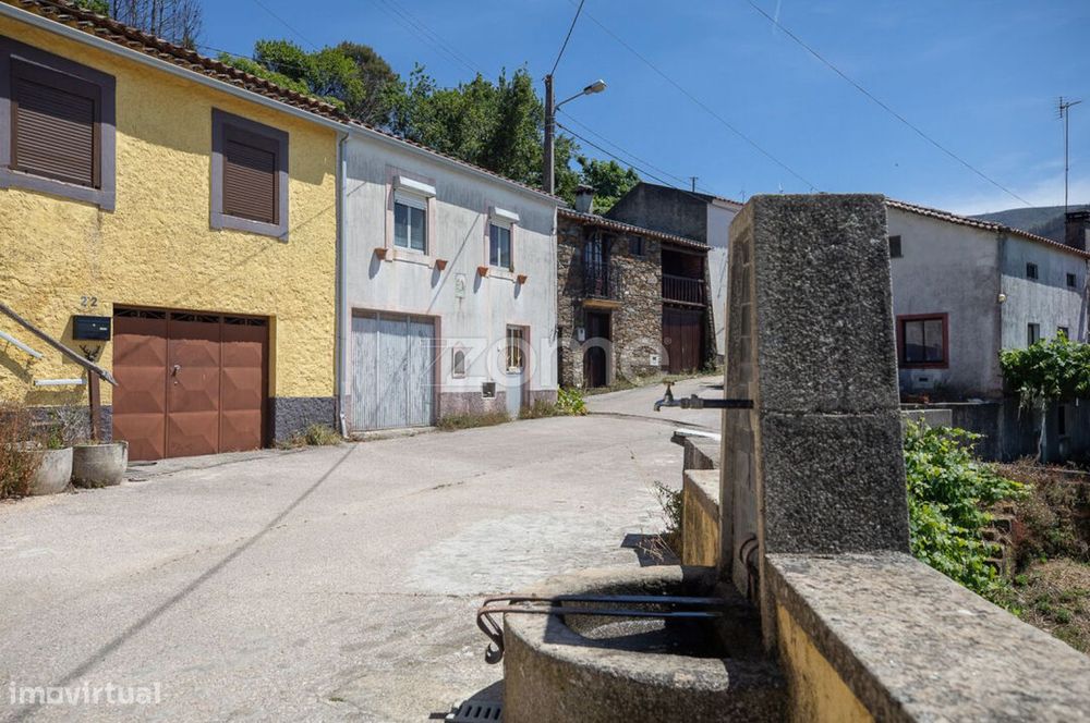 Moradia T2 em Cabanões, Lousã
