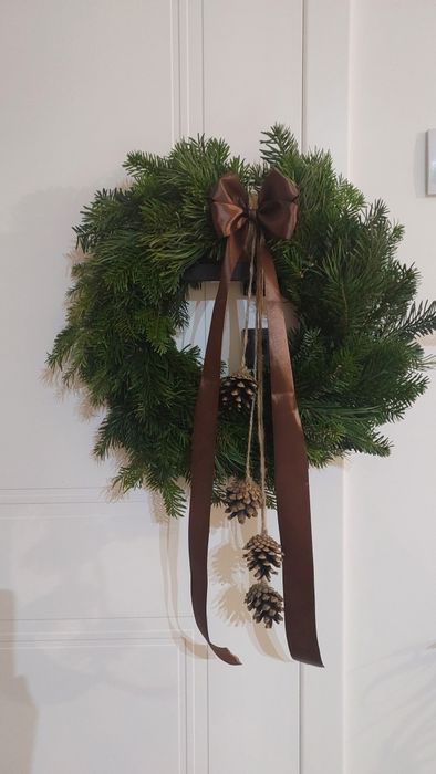 Wianek z jodly na drzwi naturalny