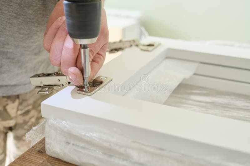 Montaż mebli kuchennych i pokojowych | Szybko, Solidnie, Wolne terminy