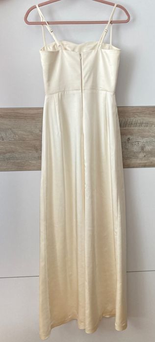 Плаття на випускний