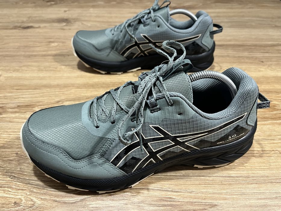 ASICS Gel-Venture 10 Розмір 46(29 см.) Нові в коробці.  Ціна  2890 грн.