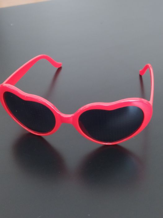 Okulary przeciwsłoneczne dzieci