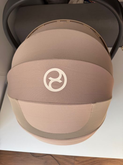 Fotelik samochodowy dla dzieci Cybex Cloud T i-Size