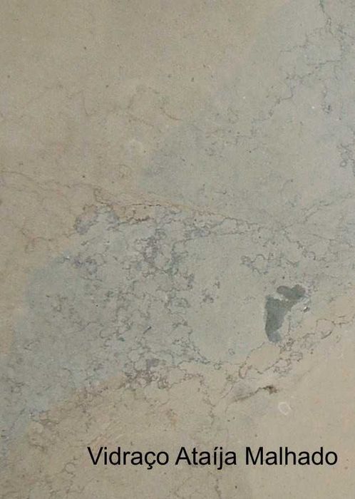 Ladrilhos e Pavimentos em Pedra