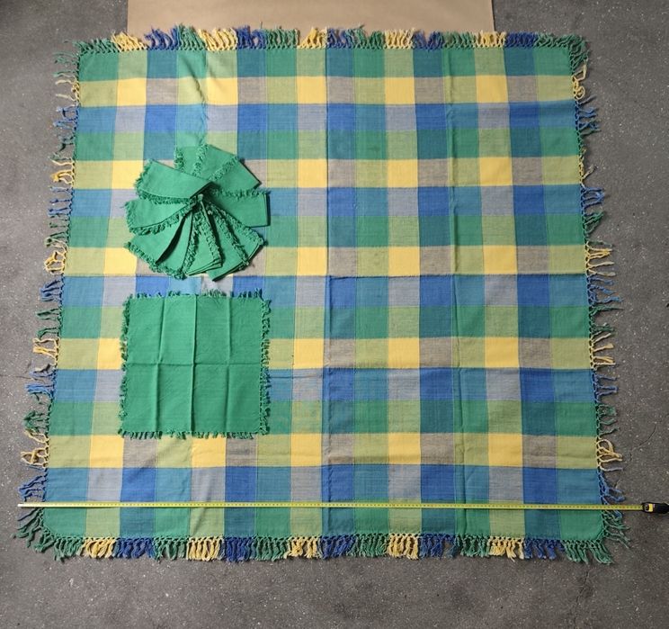 Conjunto 1 Toalha Mesa e 12 Guarda Napos
