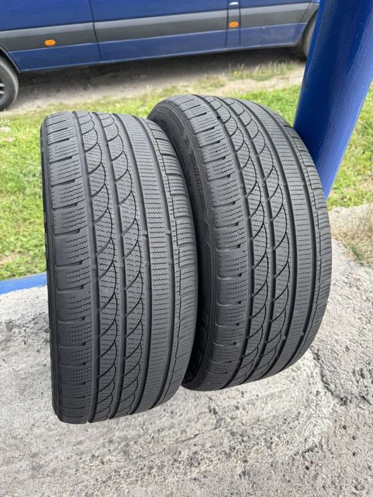 Зимові шини IMPERIAL 235/45 R18
