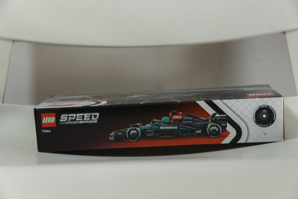 LEGO Speed Champions 77244 Mercedes AMG F1