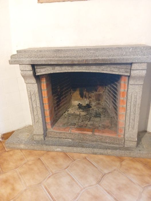 Pedra mármore de lareira completa