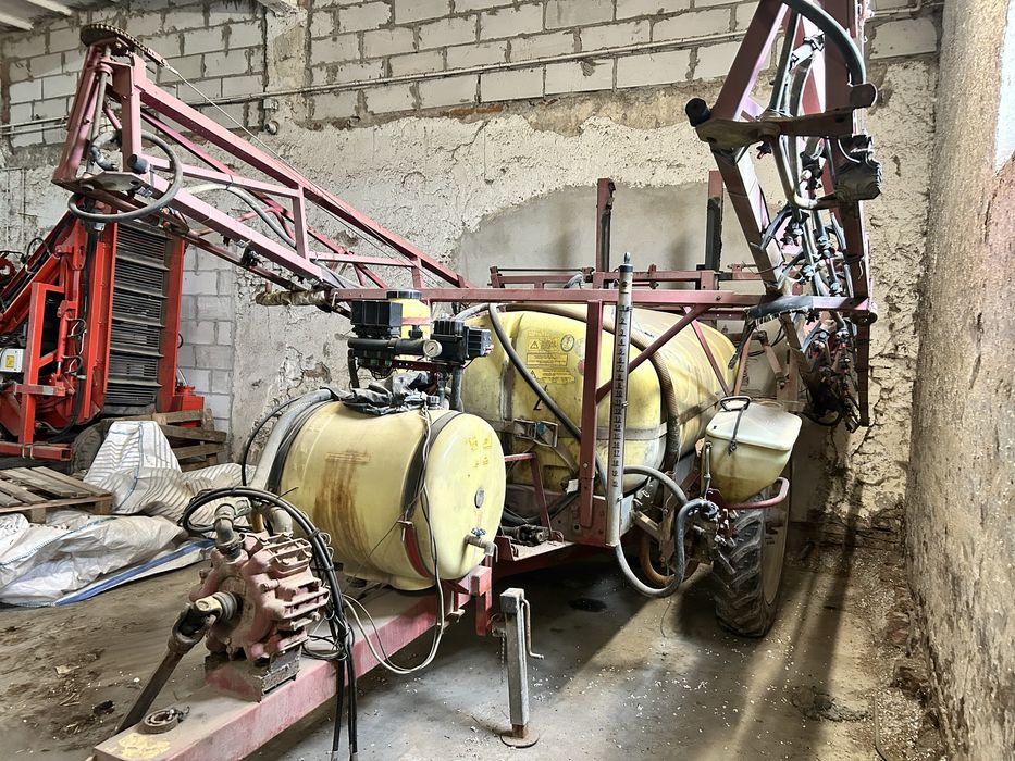 Opryskiwacz hardi tr2000