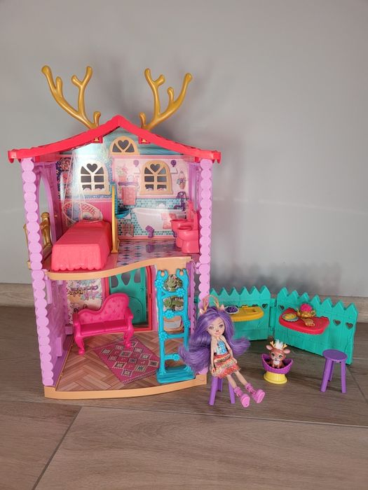 Domek Enchantimals lalka zwierzatko