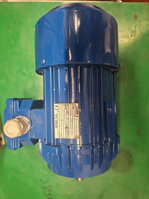 Silnik besel 0,75kW 2780 obr