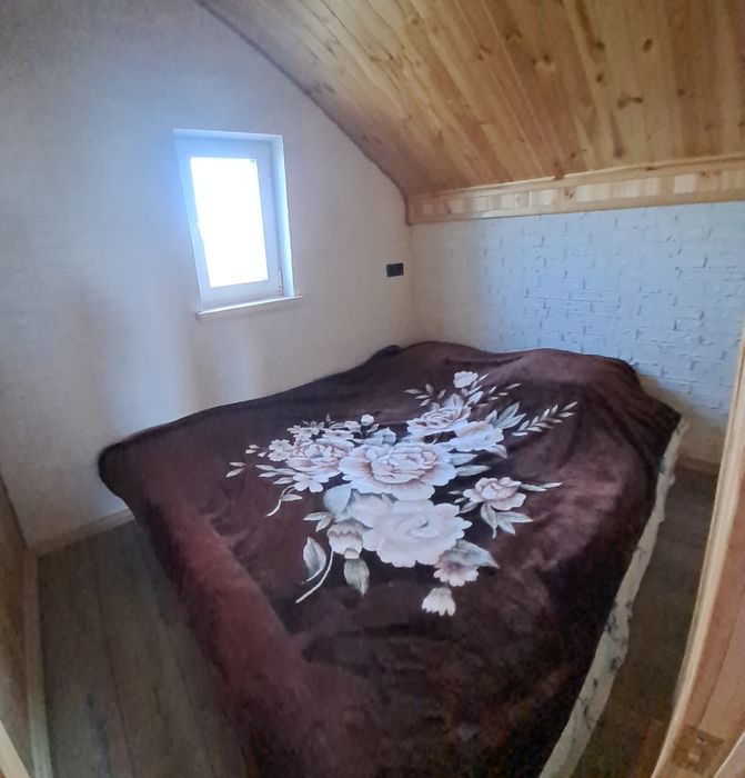 Оренда будинку  біля р.Десна зручності в будинку+ баня, пісчаний пляж