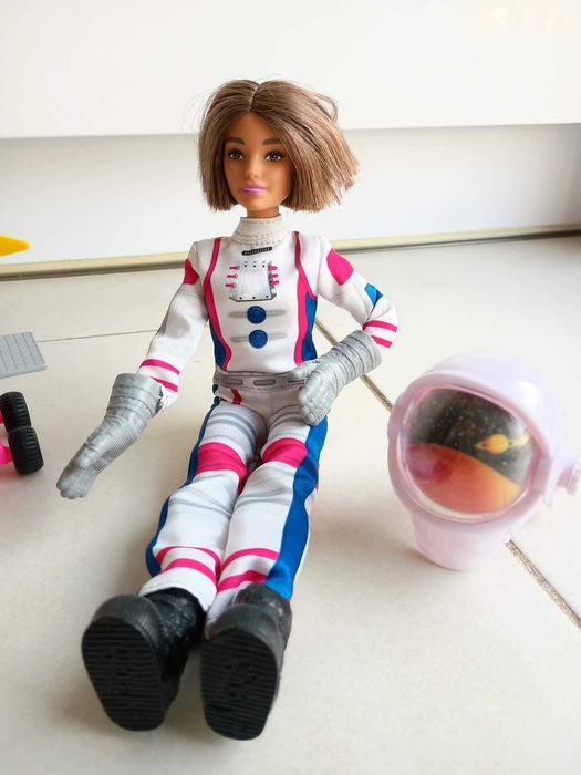 lalka barbie matell astronautka