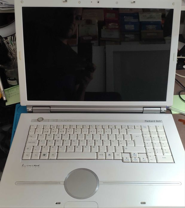 PEÇAS Packard Bell Easynote SB87 peças Intel T8300 LCD 17"64752054046978120