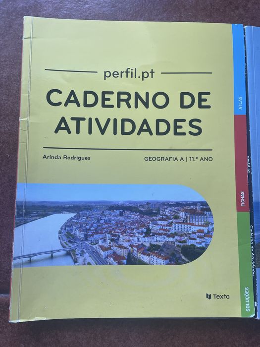 Caderno de atividades - Geografia A