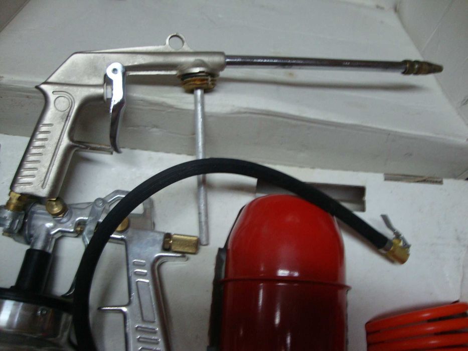 Kit de Pintura com seis Acessórios da marca MADER