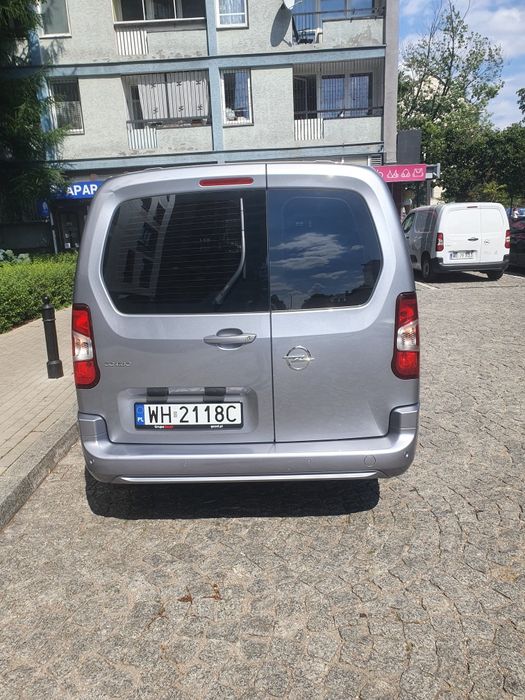 Opel Combo załogowy
