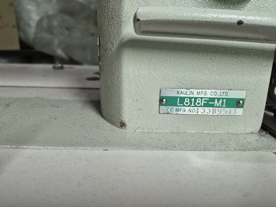 Швейна машина Siruba L818F-M1