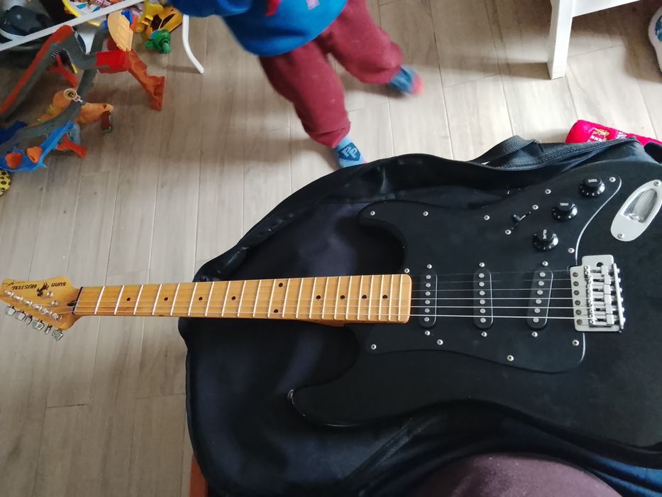 Guitarra elétrica Sunn Mustang