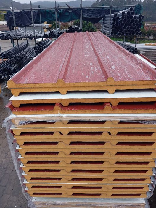 Painel Sandwich Cobertura 4/5 Ondas