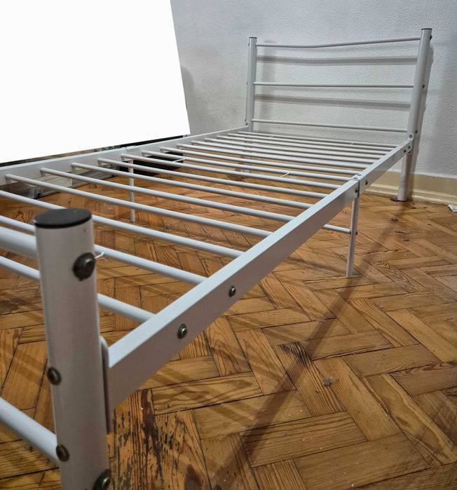 Bed Frame 90x200 cm64584413148802120