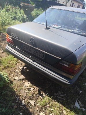 Mercedes W 124 2.5D 87r silnik dzwon do poprawy blacharka