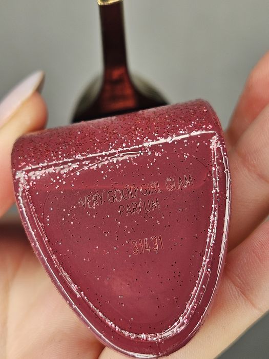 Very Good Girl Glam Carolina Herrera оригінал