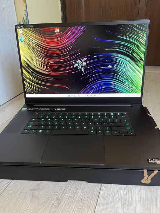 Игровий ноутбук/RAZER Blade 17.3" IPS 360Hz i7-12800H 16GB RAM 1TB SSD GeForce RTX3070Ti