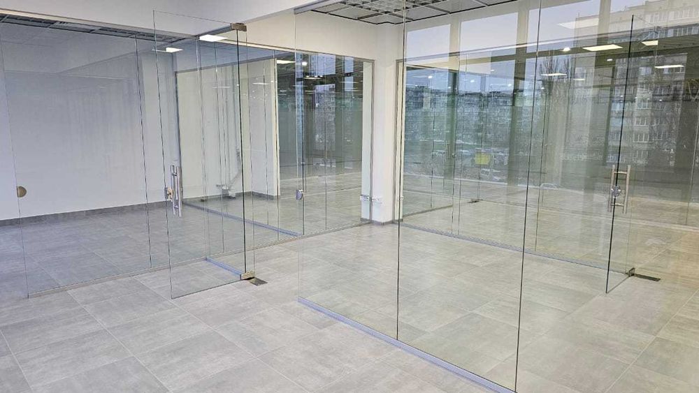 Аренда офиса возле ст.м.Оболонь в новом БЦ. Собственник